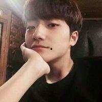 吃瓜网红头像男生霸气,揭秘吃瓜网红男生霸气头像背后的故事